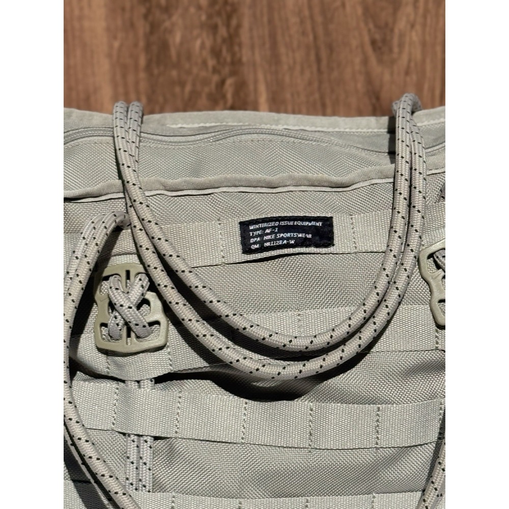 Nike AF-1 Tote Bag Clay Color Equipment Zip Gym Bag - Picture 2 of 11
